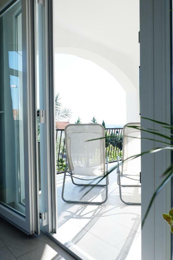 Apartment Ponos Krk Town Exterior foto